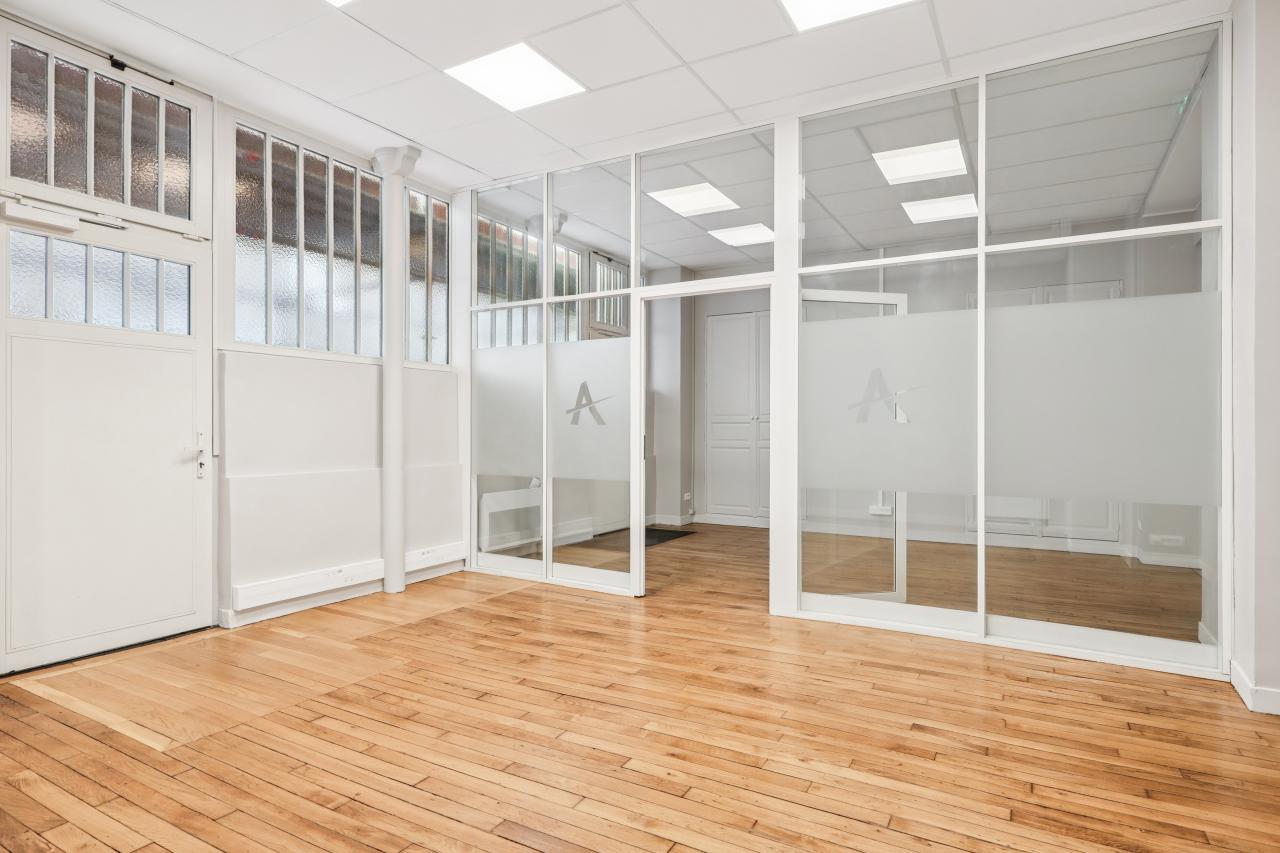 Bureau Paris 197m² Location bureau Paris OLBUR2427225 8